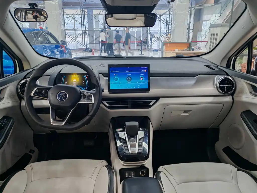 BYD Yuan Pro — миниатюра 5