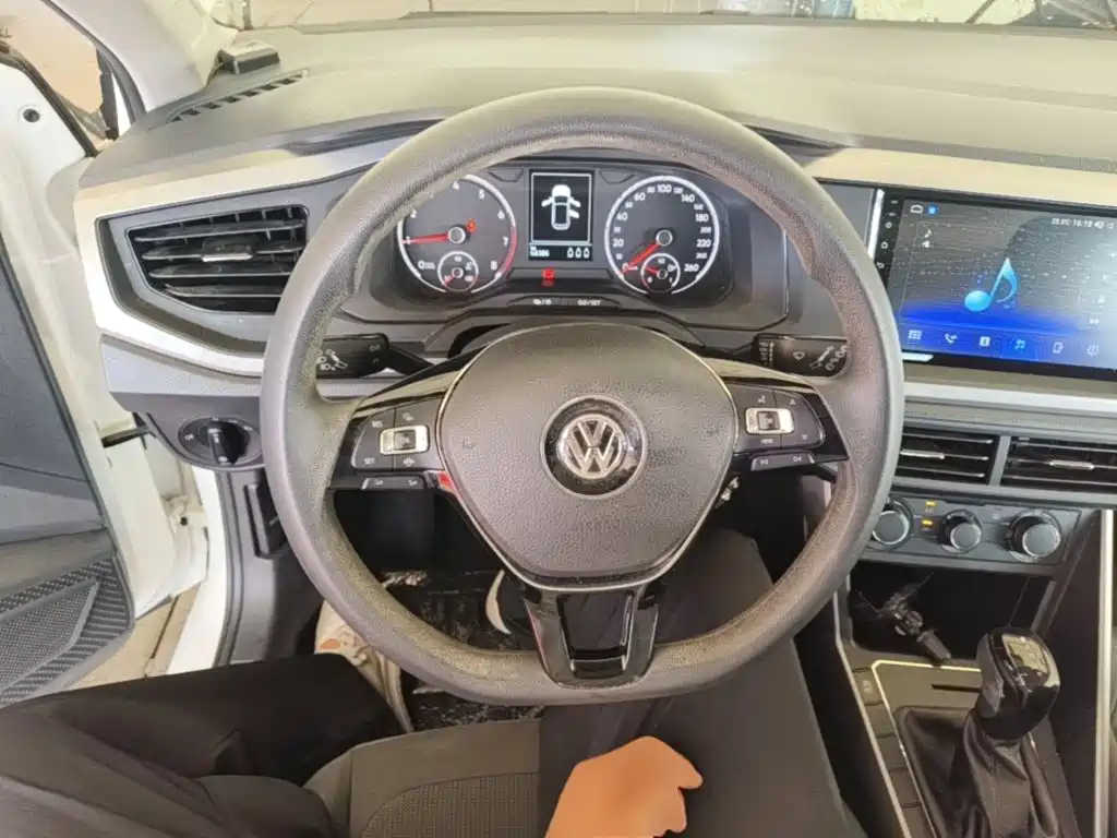 Volkswagen Polo — миниатюра 11