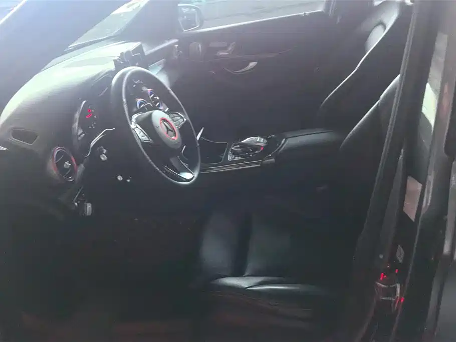 Mercedes-Benz GLC 2016 GLC 260 4MATIC Luxury