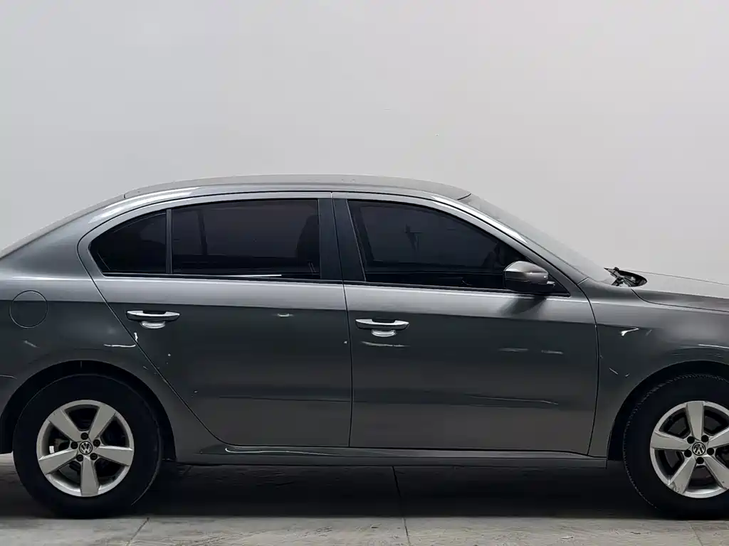 Volkswagen Lavida — миниатюра 8