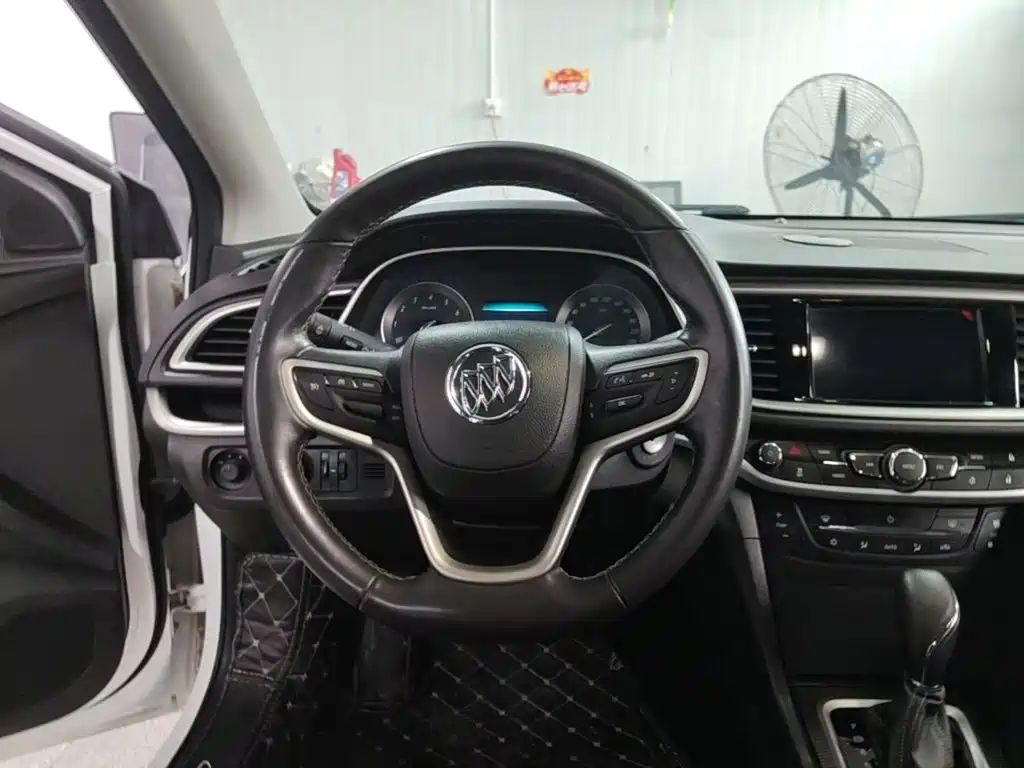 Buick Excelle — миниатюра 11