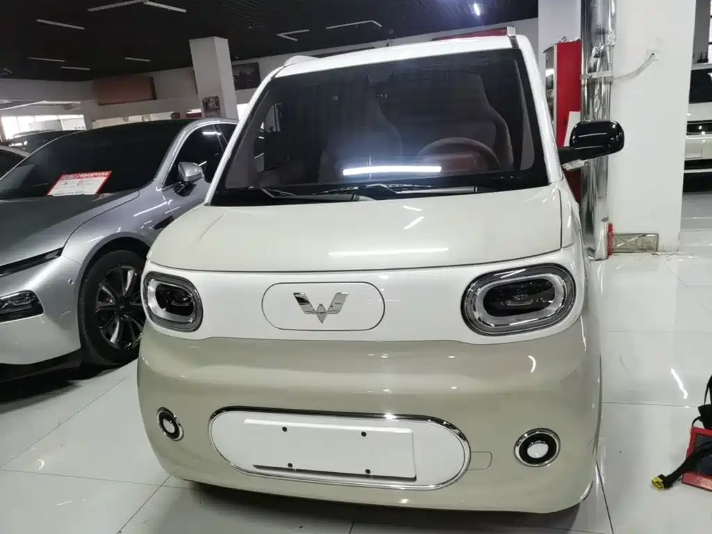 Wuling MINIEV — миниатюра 3