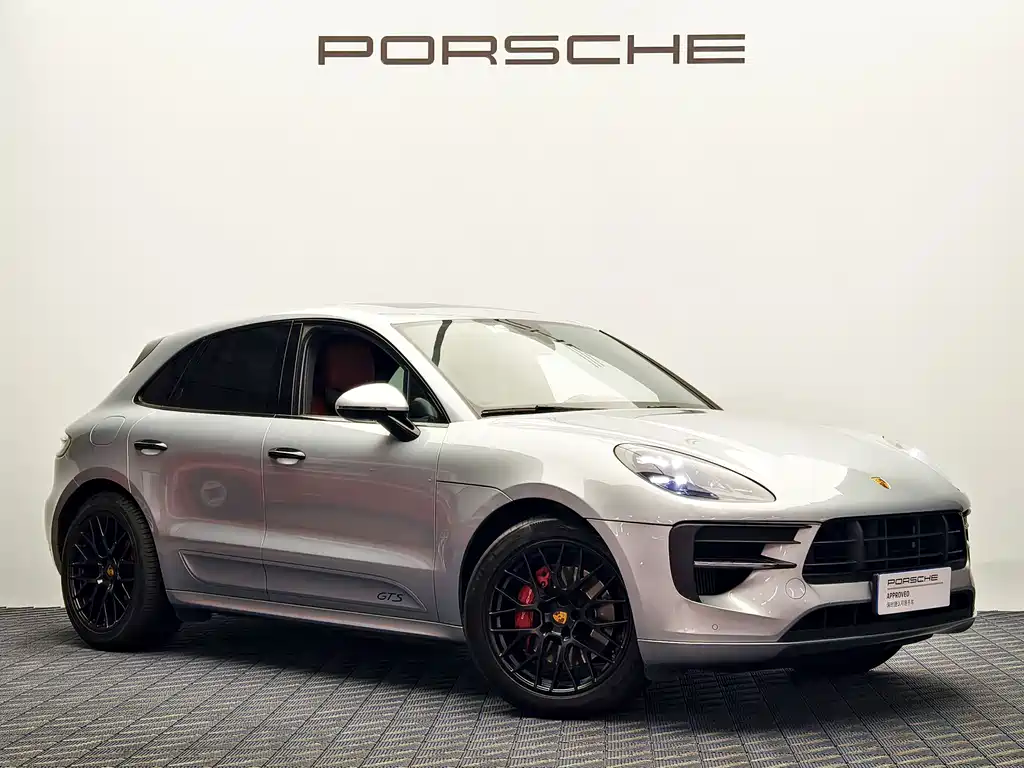 Porsche Macan 2021