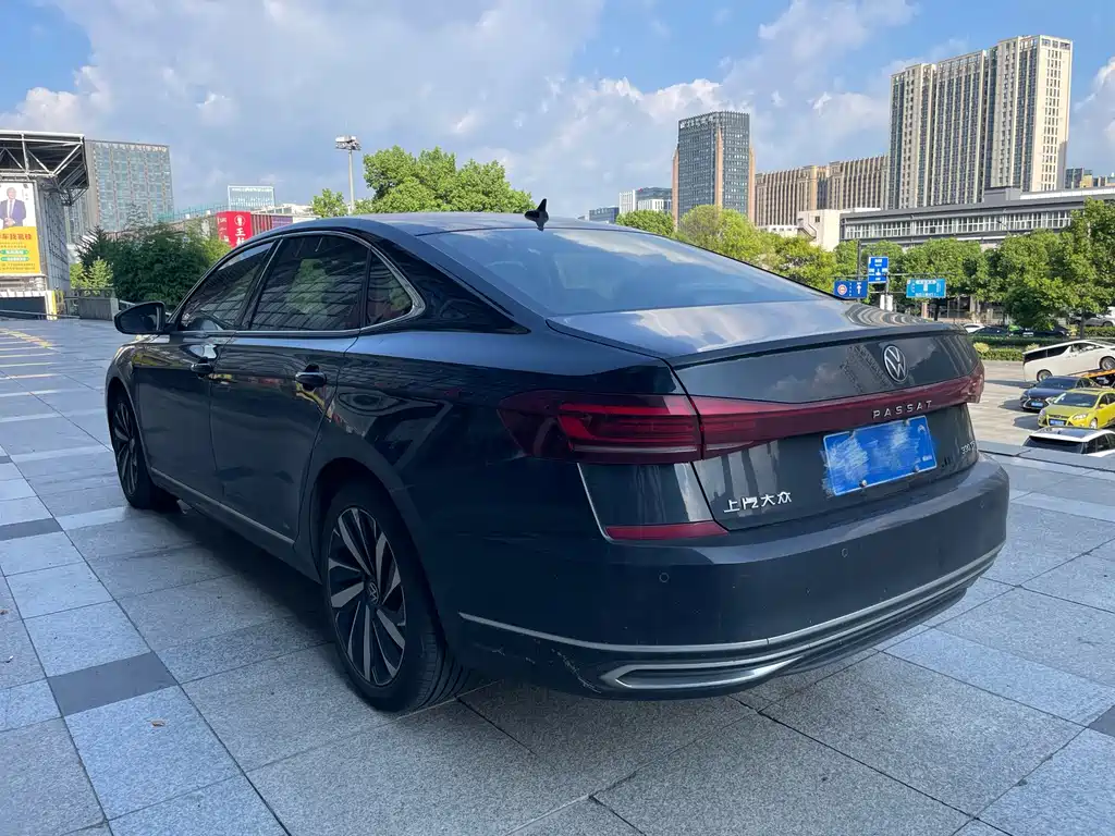 Volkswagen Passat — миниатюра 5