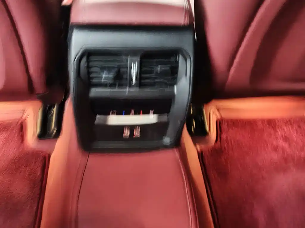 BMW 3 Series — миниатюра 11