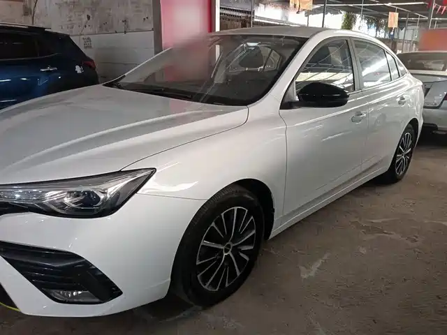 ROEWE I5