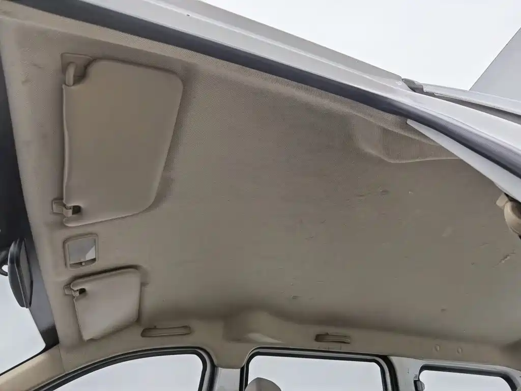 Wuling Hongguang V — миниатюра 14