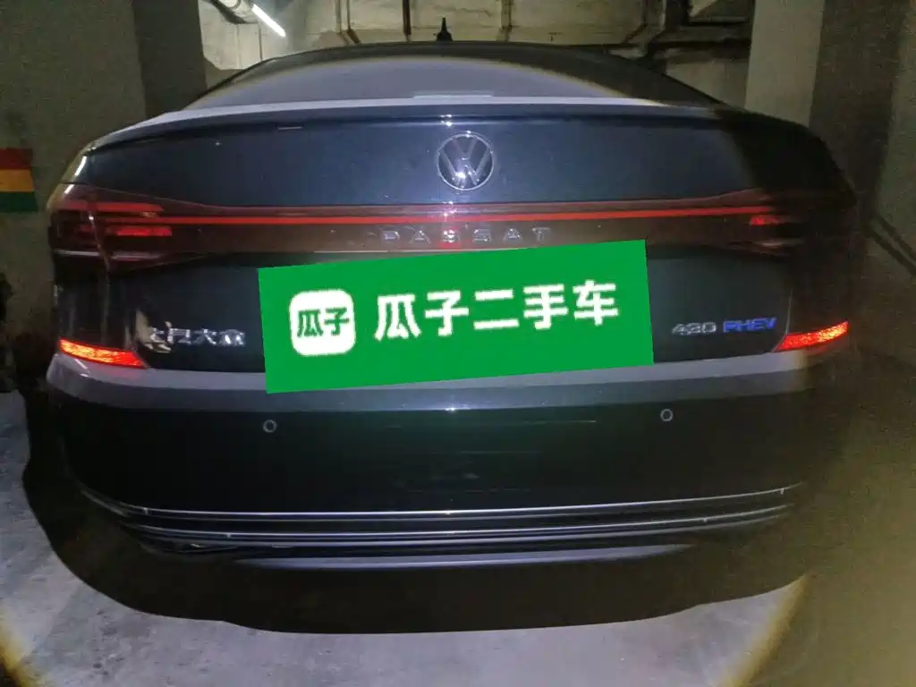 Volkswagen Passat PHEV — миниатюра 3