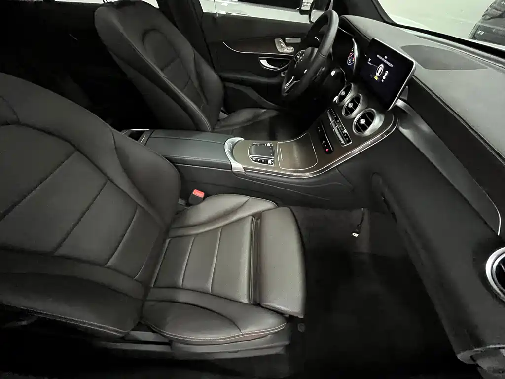 Mercedes-Benz GLC 2022 GLC 300 L 4MATIC