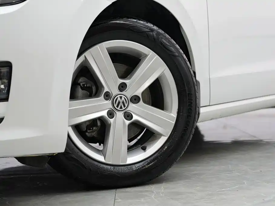 Volkswagen Golf Sportsvan — миниатюра 3