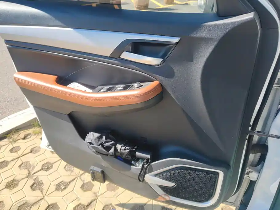 Geely Vision X6 — миниатюра 7