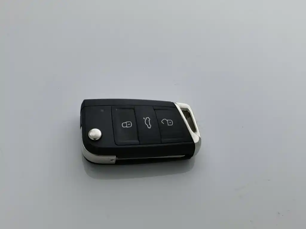 Volkswagen Tiguan L — миниатюра 19