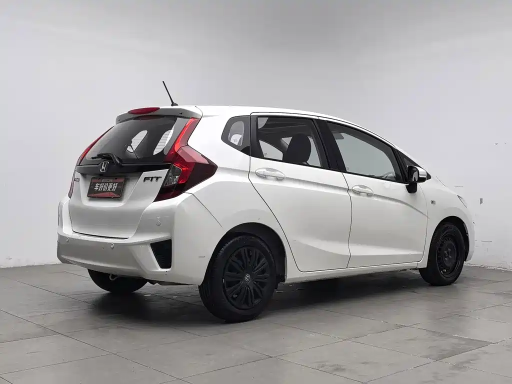 Honda Fit — миниатюра 2
