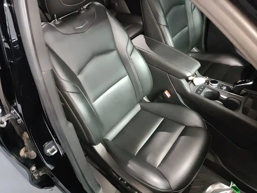 Cadillac XT4 — миниатюра 20