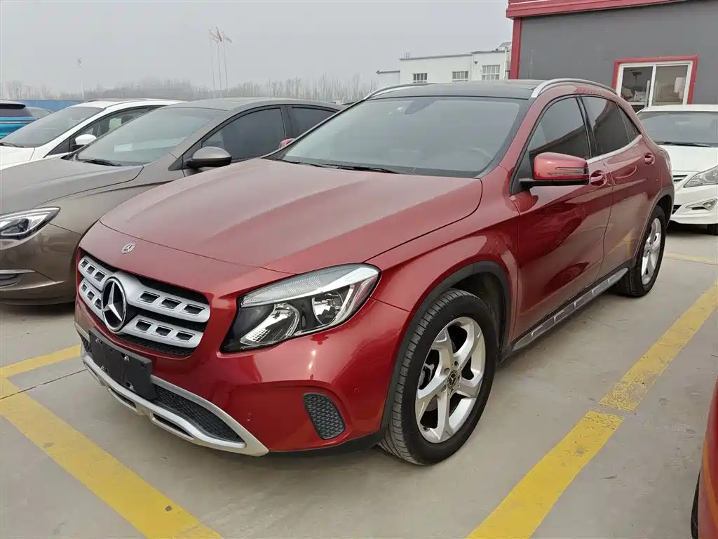 Mercedes-Benz GLA 2019