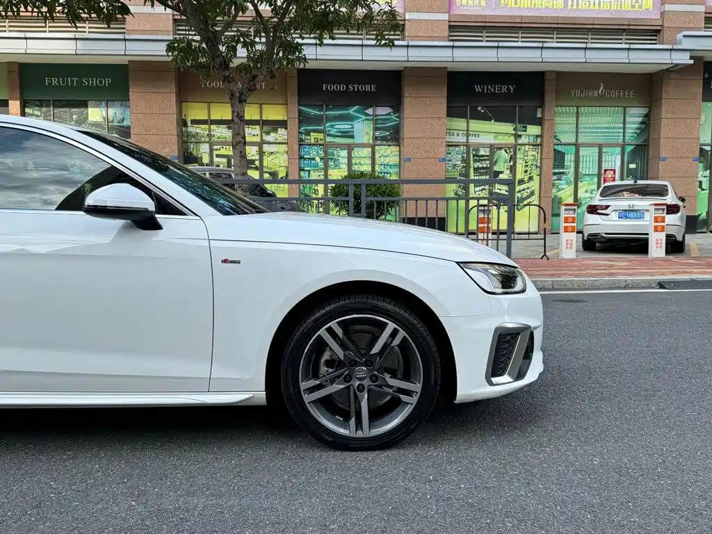 Audi A4L — миниатюра 8
