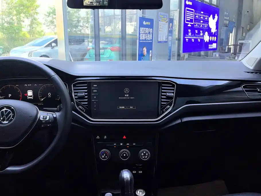 Volkswagen T-Roc — миниатюра 13