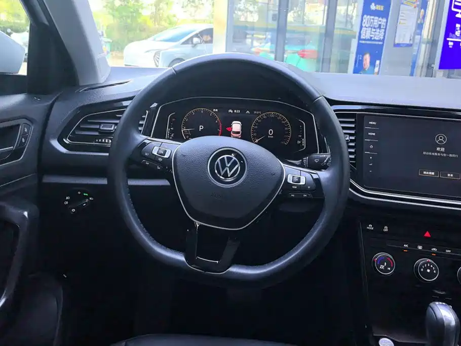 Volkswagen T-Roc — миниатюра 15