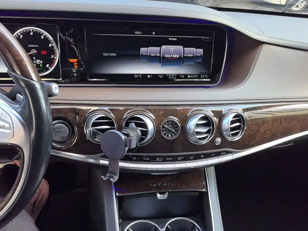 Mercedes-Benz S-Class — миниатюра 14