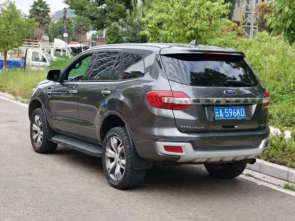 Ford Everest — миниатюра 8