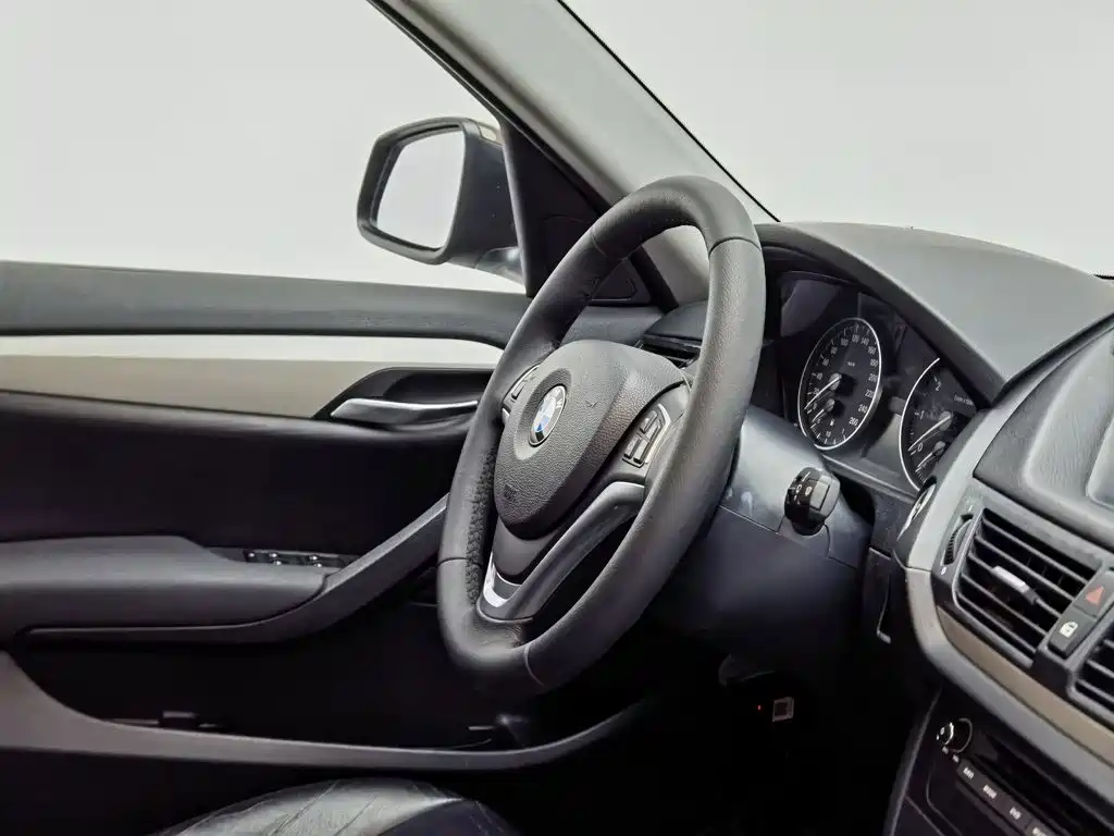 BMW X1 — миниатюра 22