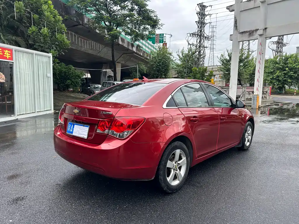 Chevrolet Cruze 2013 1.6L SL MT