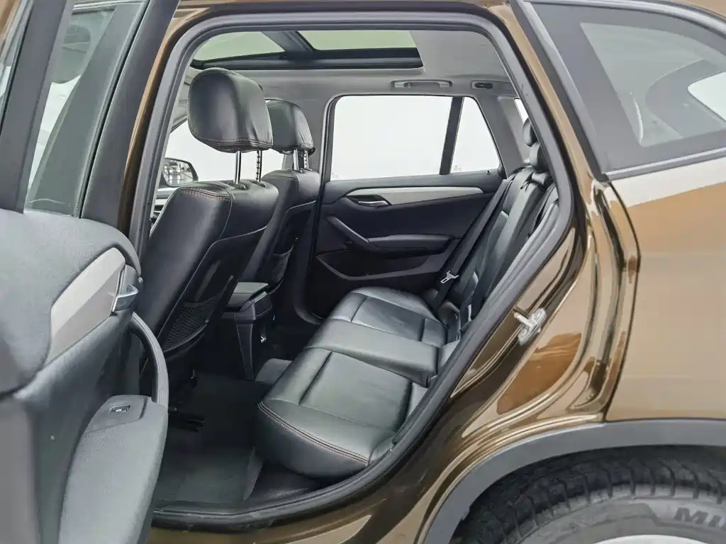 BMW X1 — миниатюра 15