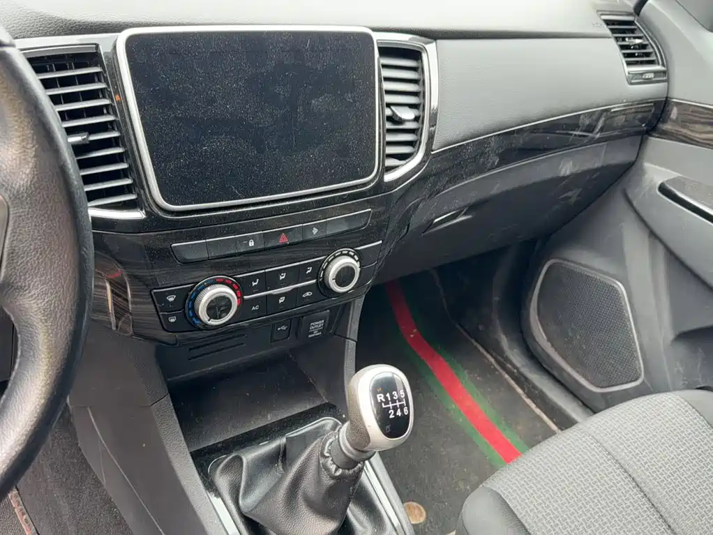 Isuzu Lingtuo — миниатюра 5