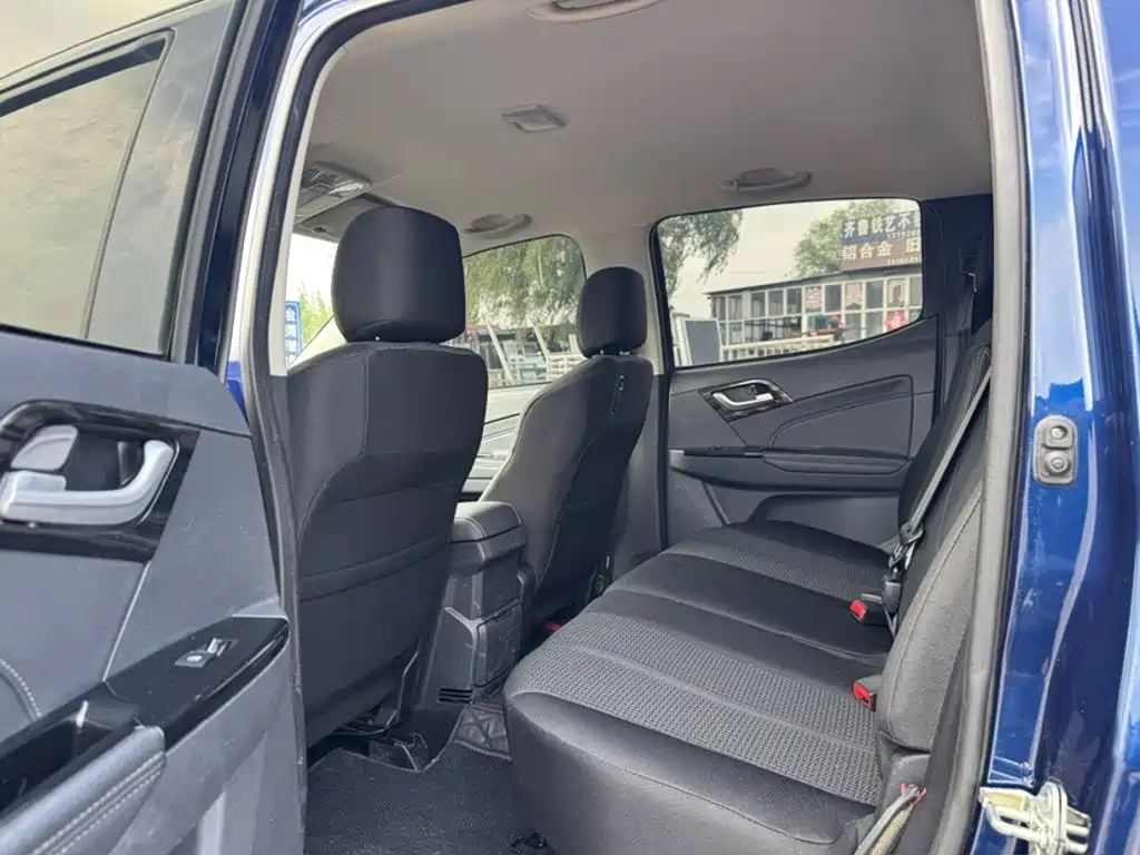 Isuzu Lingtuo — миниатюра 15