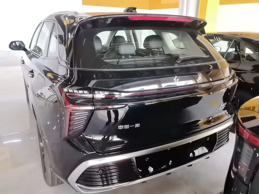 Hongqi Hongqi HS3 PHEV — миниатюра 6