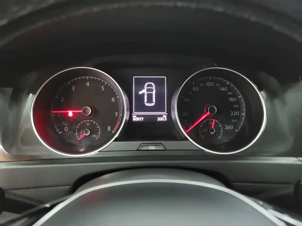 Volkswagen Golf — миниатюра 12