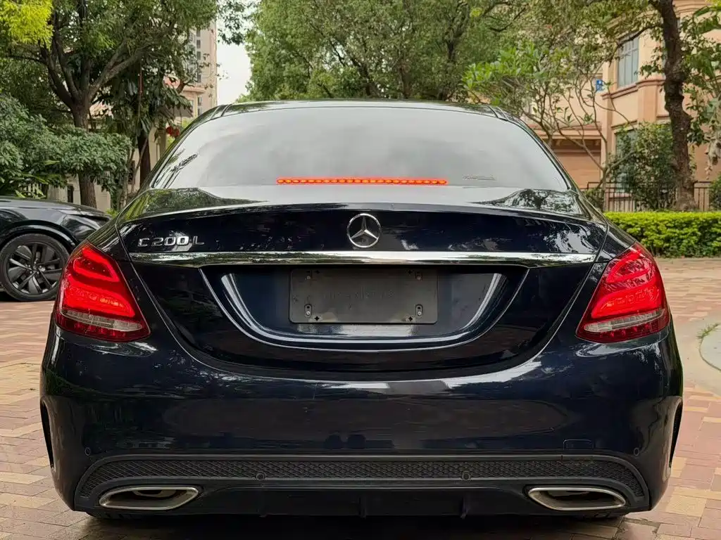 Mercedes-Benz C-Class — миниатюра 8