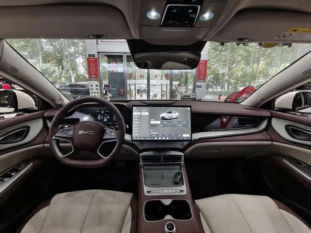BYD 海豹07 EV — миниатюра 9