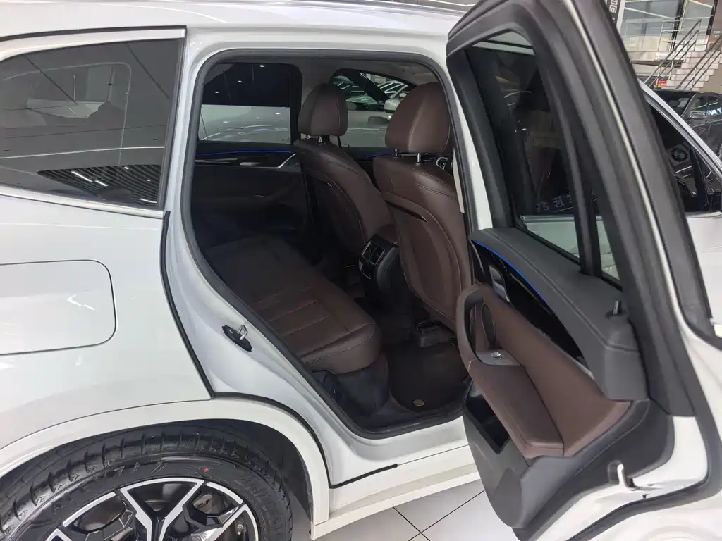 BMW X3 — миниатюра 14