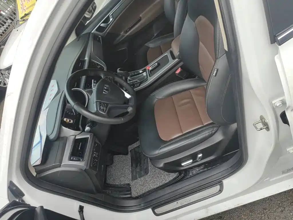 Geely Emgrand GL — миниатюра 15