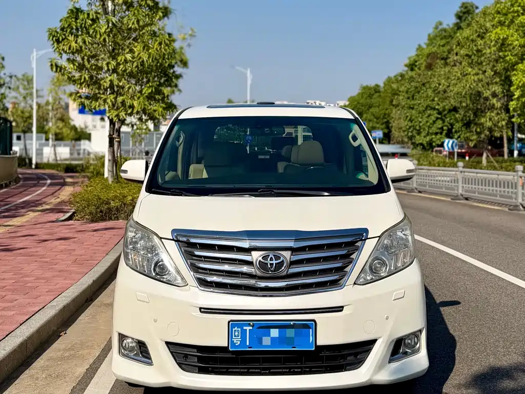 Toyota Alphard 2012 3.5L Luxury