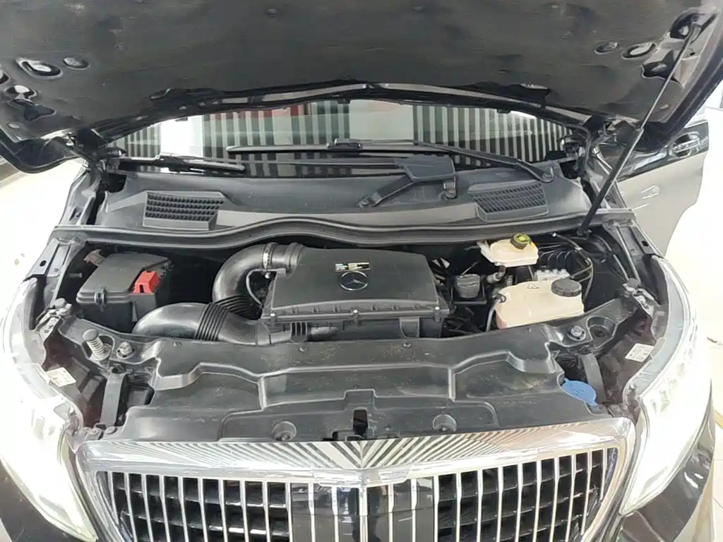 Mercedes-Benz V-Class — миниатюра 20