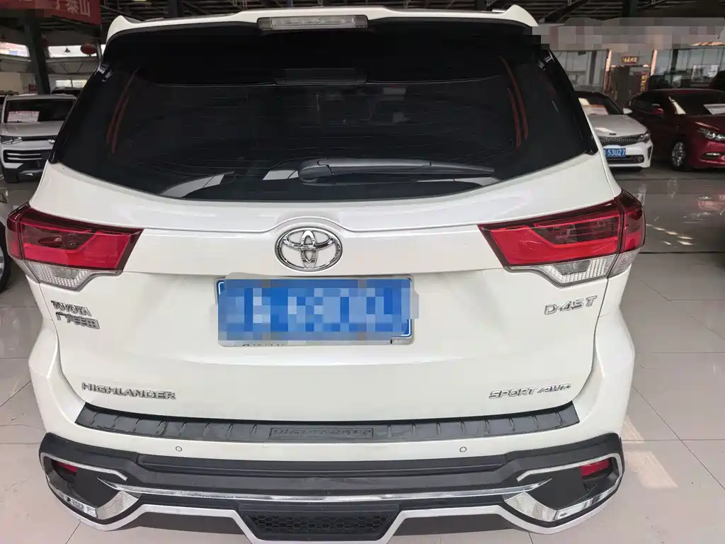 Toyota Highlander — миниатюра 5