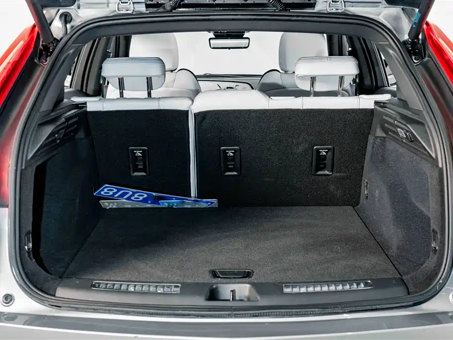 Cadillac XT4 — миниатюра 22