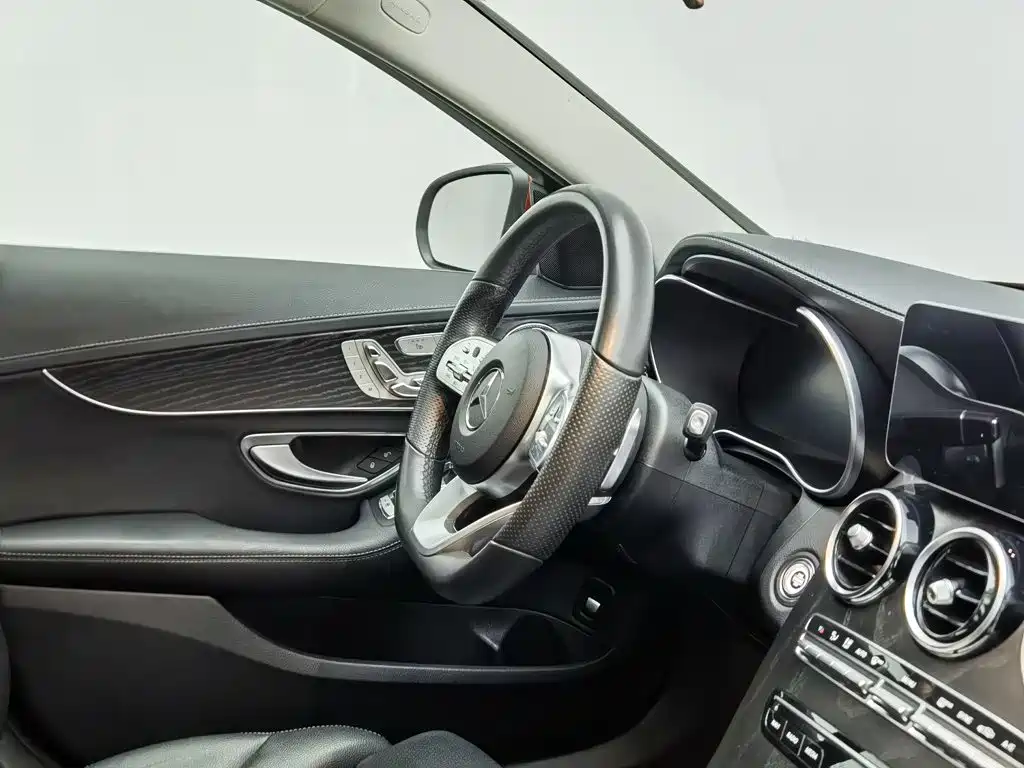 Mercedes-Benz C-Class — миниатюра 22