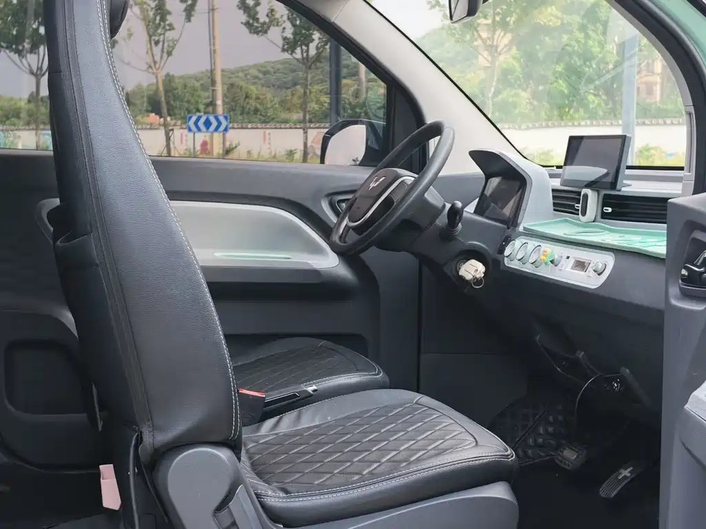 Wuling MINIEV — миниатюра 15