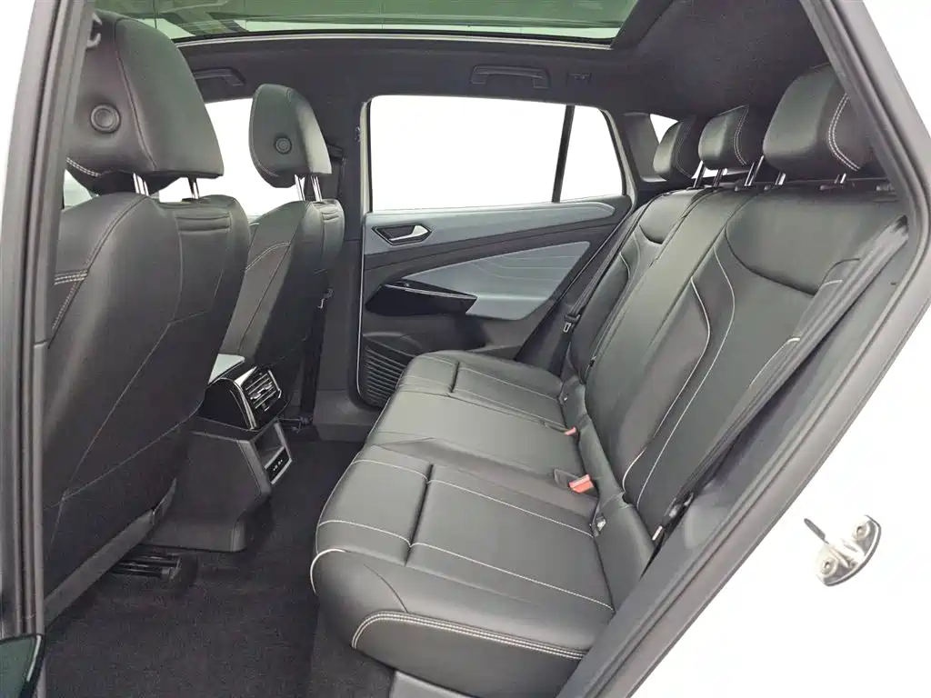 Volkswagen ID.4 X id 4546484 из Китая 10