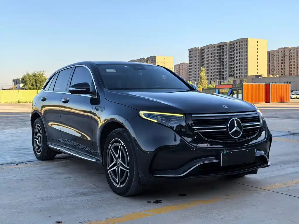 Mercedes-Benz EQC — миниатюра 3