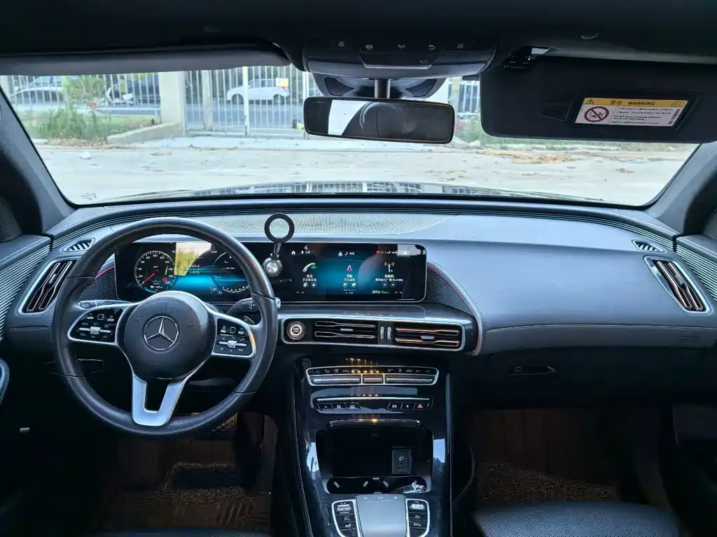 Mercedes-Benz EQC — миниатюра 6