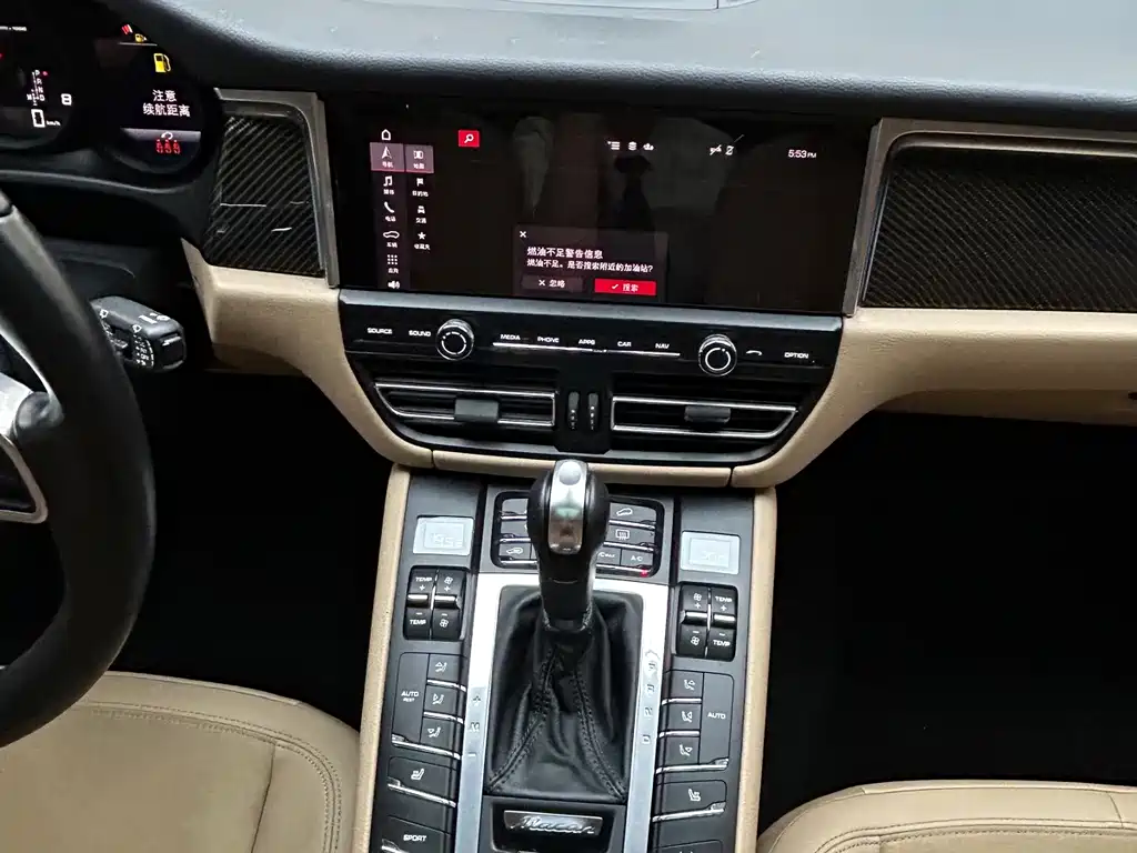 Porsche Macan — миниатюра 19