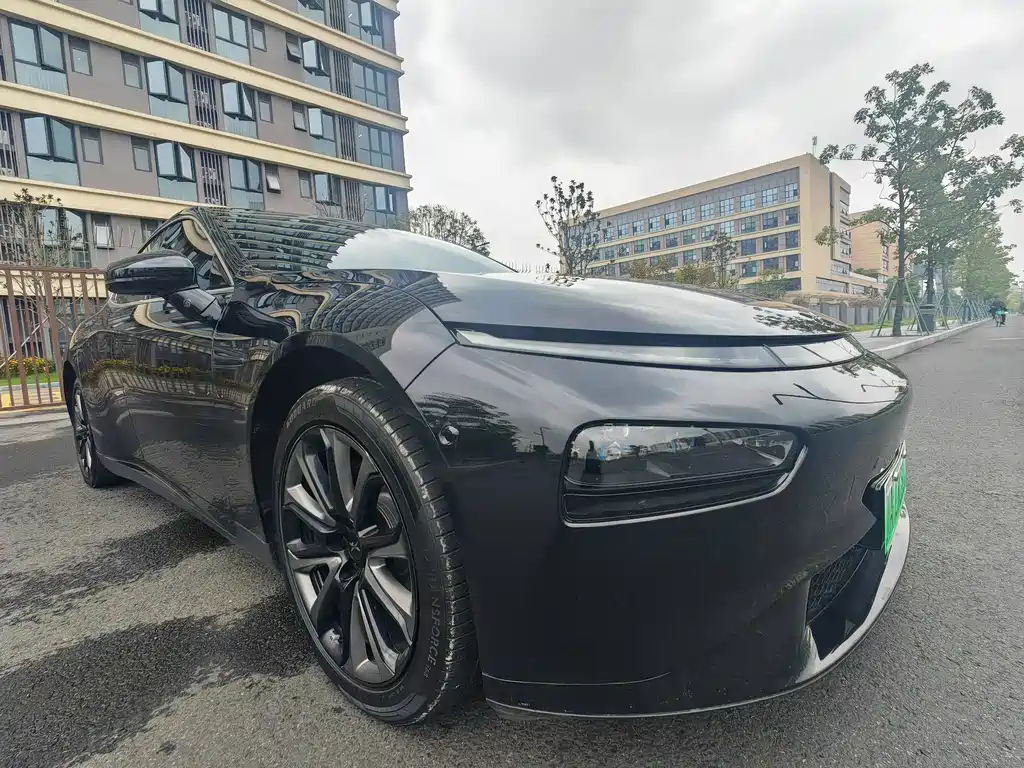 XPeng P7 — миниатюра 18