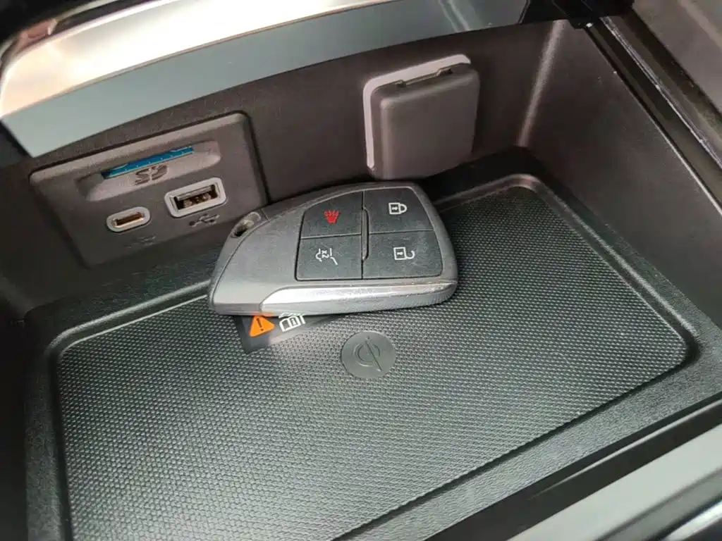 Buick Envision Plus — миниатюра 9