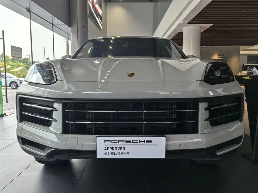 Porsche Cayenne 2024