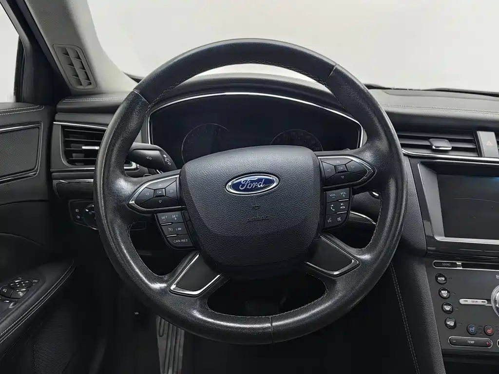Ford Taurus — миниатюра 11