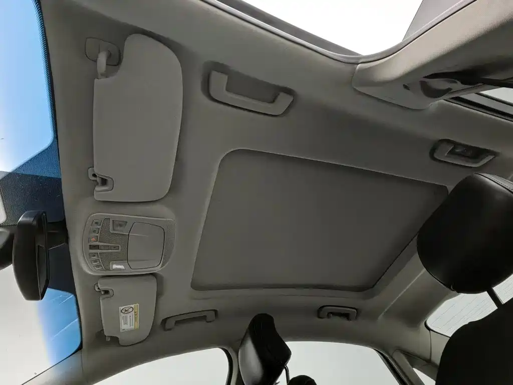 Ford Taurus — миниатюра 14